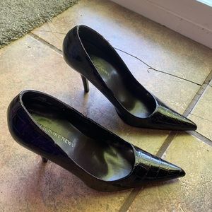 Newport News Dark Brown Patent Mock Croc Pumps